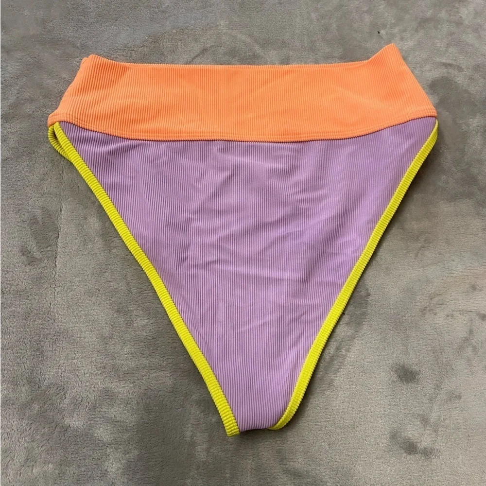 Beach Riot color blocked